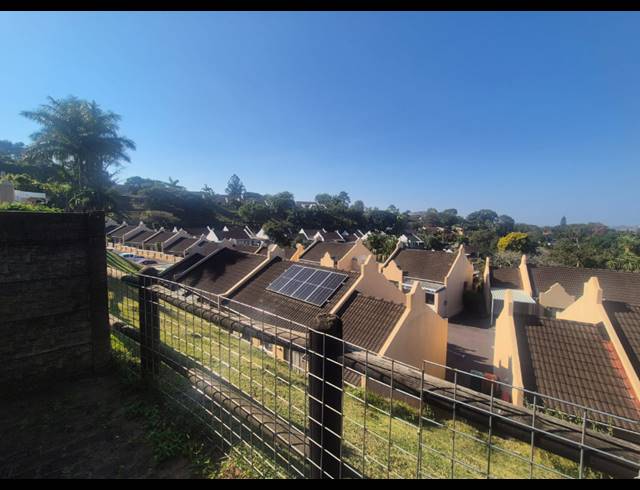 2 BEDROOM SECTIONAL TITLE FOR SALE IN THE WOLDS